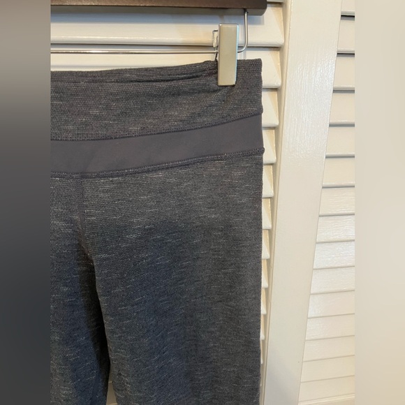Lululemon cropped leggings - Picture 4 of 7